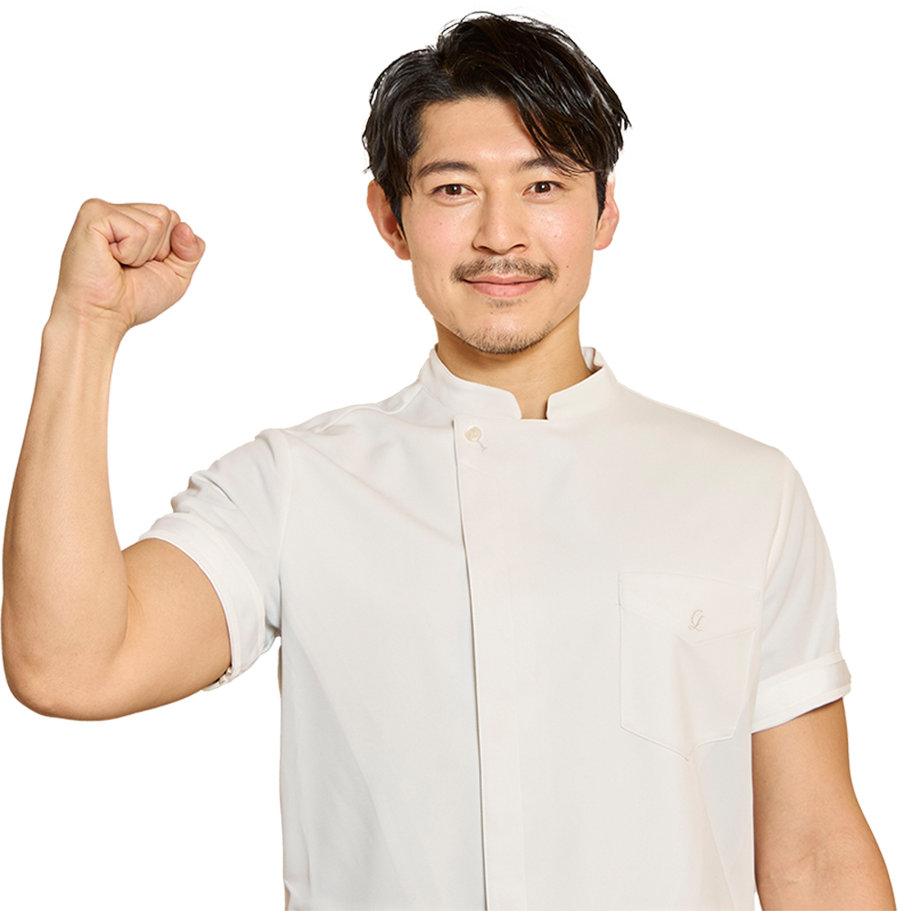 男性がガッツポーズしている画像